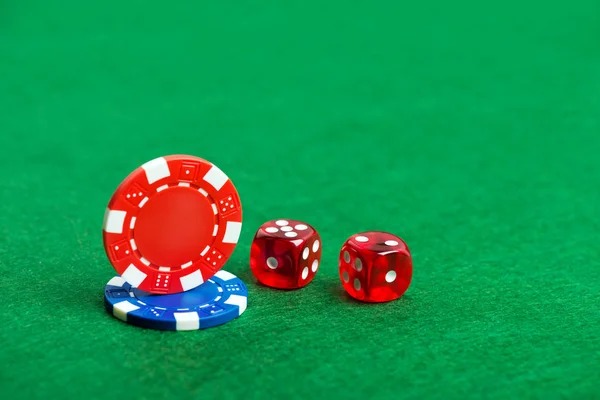 Live-dealer table interface on cafeqq login mobile